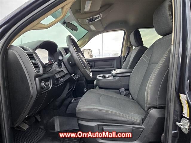 2020 RAM 2500 Tradesman 4x4 Crew Cab 6'4" Box