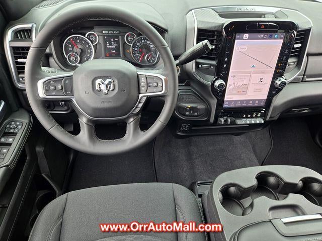 2025 RAM 2500 Big Horn 4x4 Crew Cab 6'4" Box