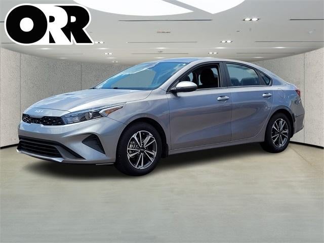 2024 Kia Forte LXS IVT