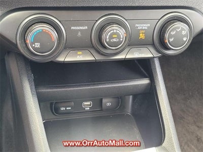 2024 Kia Forte LXS IVT