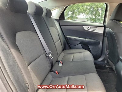 2024 Kia Forte LXS IVT