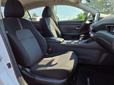 2024 Nissan Sentra SV CVT