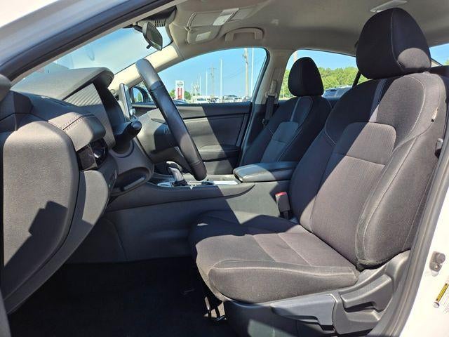 2024 Nissan Sentra SV CVT
