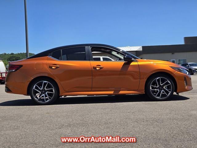 2025 Nissan Sentra SR CVT