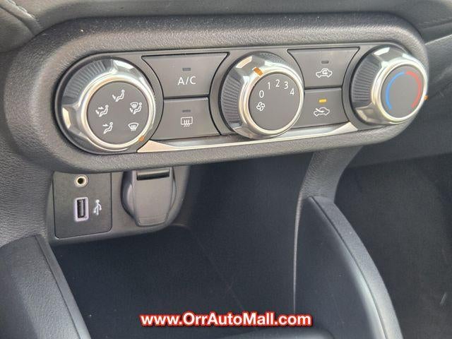 2025 Nissan Versa S CVT