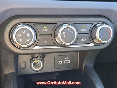 2024 Nissan Versa SV CVT