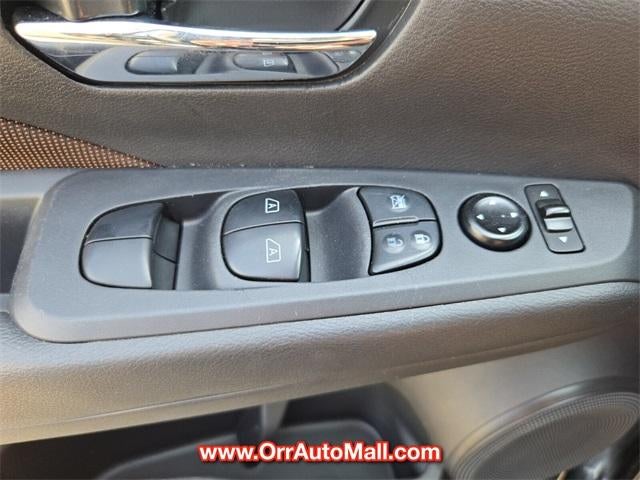 2024 Nissan Kicks SR FWD