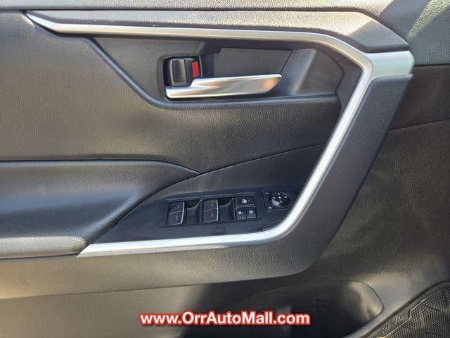 2025 Toyota RAV4 Hybrid XLE AWD (Natl)