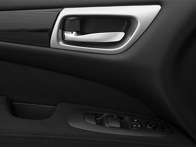 2013 Nissan Pathfinder 4WD 4dr S