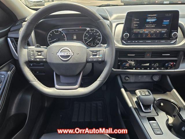 2025 Nissan Rogue FWD SV