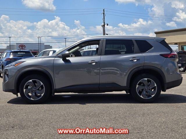 2025 Nissan Rogue FWD SV