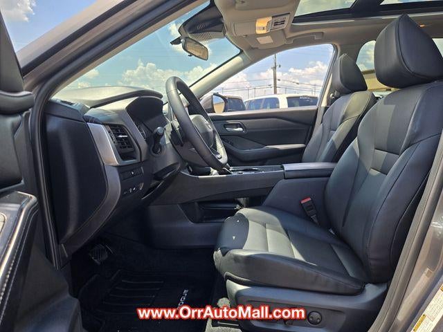 2025 Nissan Rogue FWD SV