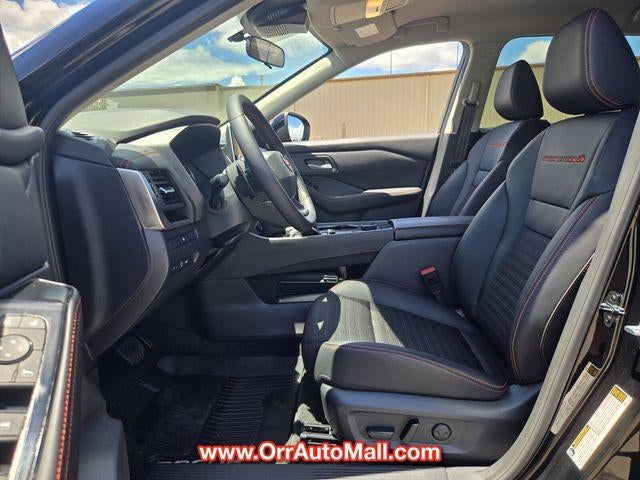 2026 Nissan Rogue AWD Rock Creek *Ltd Avail*