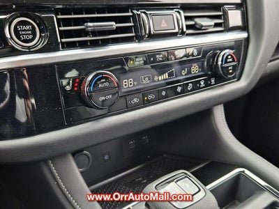 2024 Nissan Pathfinder SL 4WD