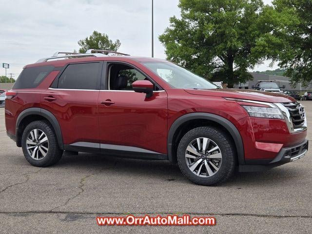 2024 Nissan Pathfinder SL 4WD