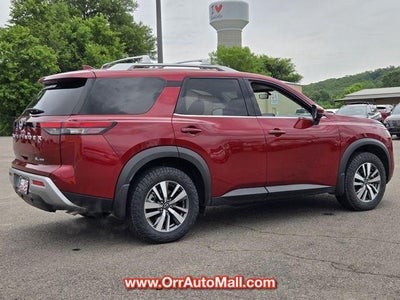 2024 Nissan Pathfinder SL 4WD