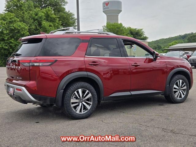 2024 Nissan Pathfinder SL 4WD