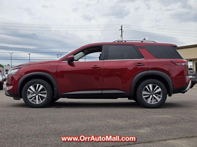 2024 Nissan Pathfinder SL 4WD