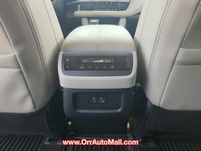 2025 Nissan Pathfinder SL 4WD