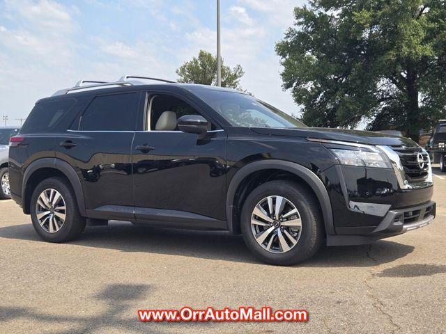 2025 Nissan Pathfinder SL 4WD