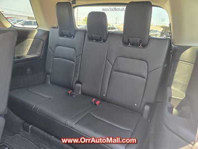2026 Nissan Pathfinder SL 2WD