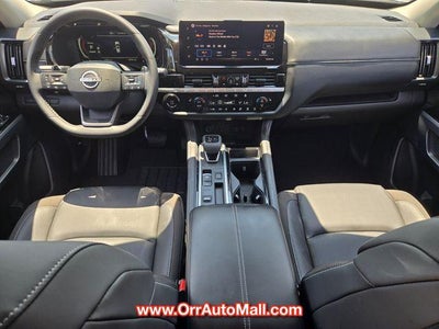 2026 Nissan Pathfinder SL 2WD