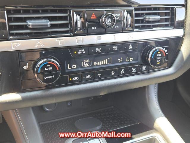 2026 Nissan Pathfinder SL 2WD