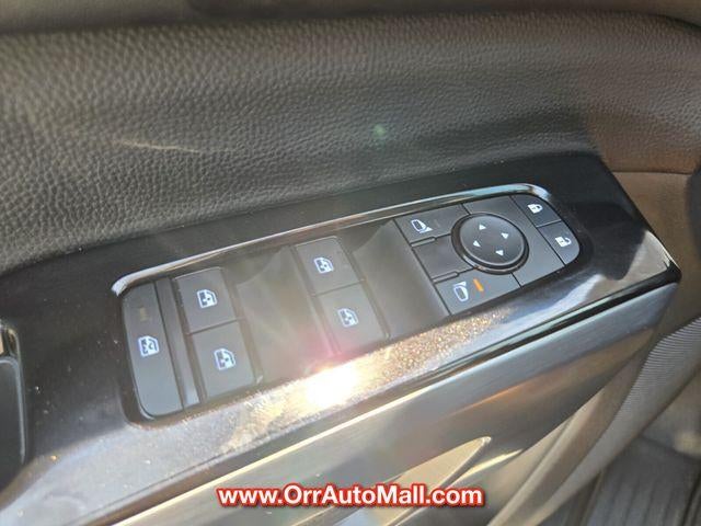 2026 Nissan Pathfinder SL 2WD
