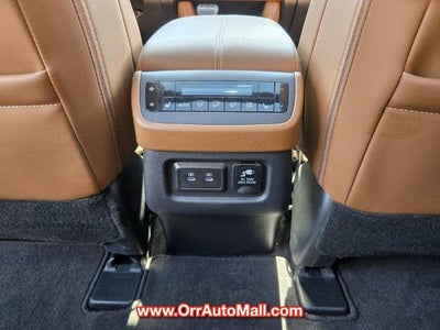 2026 Nissan Pathfinder Platinum 2WD