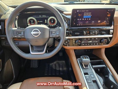 2026 Nissan Pathfinder Platinum 2WD