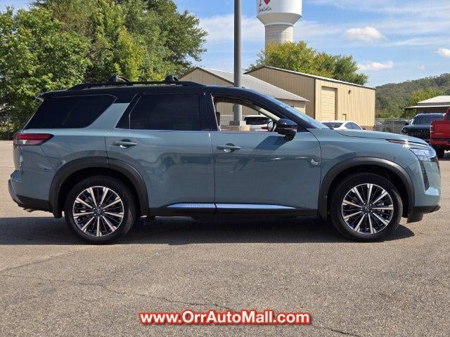 2026 Nissan Pathfinder Platinum 2WD