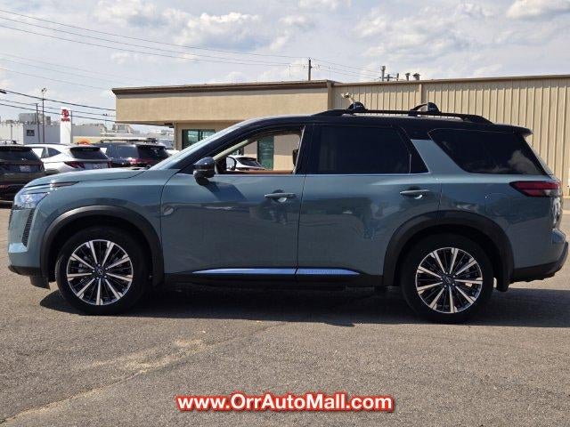2026 Nissan Pathfinder Platinum 2WD