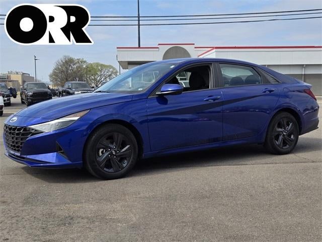 2023 Hyundai ELANTRA SEL IVT