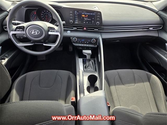 2023 Hyundai ELANTRA SEL IVT