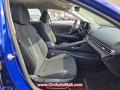 2023 Hyundai ELANTRA SEL IVT