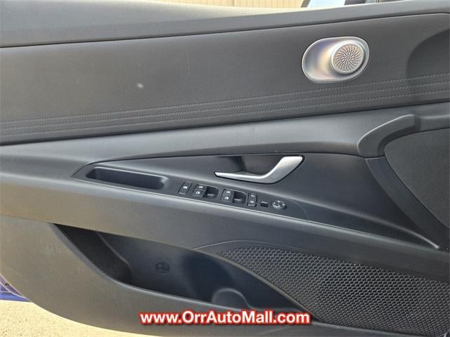 2023 Hyundai ELANTRA SEL IVT