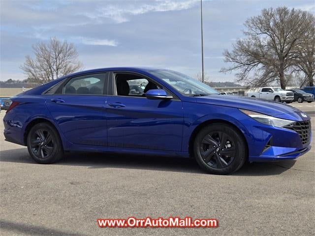 2023 Hyundai ELANTRA SEL IVT