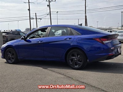 2023 Hyundai ELANTRA SEL IVT