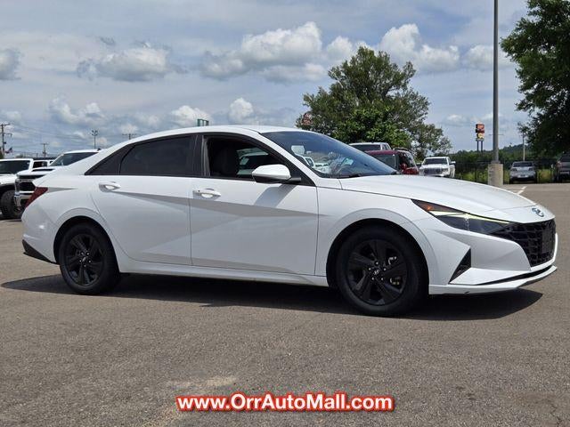 2021 Hyundai ELANTRA SEL IVT
