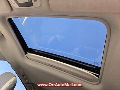 2023 Toyota Sienna LE FWD 8-Passenger (Natl)