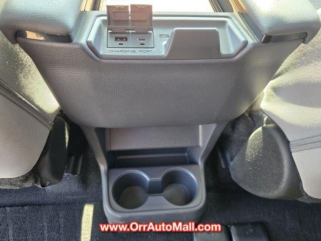 2023 Toyota Sienna LE FWD 8-Passenger (Natl)