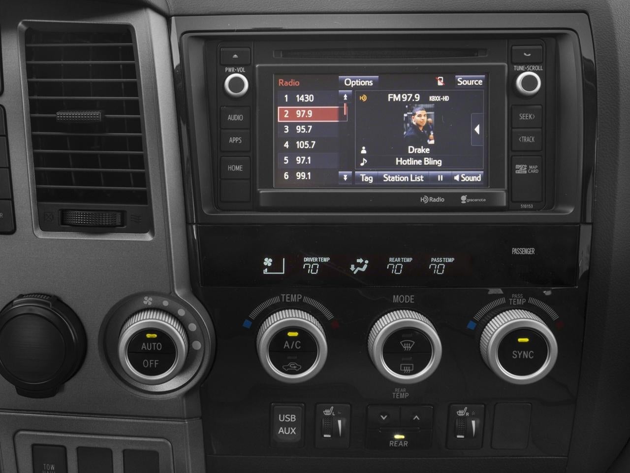 2017 Toyota Sequoia SR5 4WD FFV (GS)