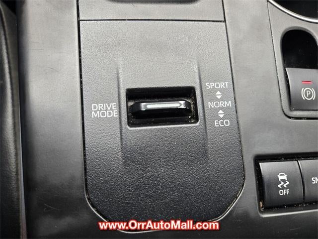 2022 Toyota Highlander XLE FWD (Natl)