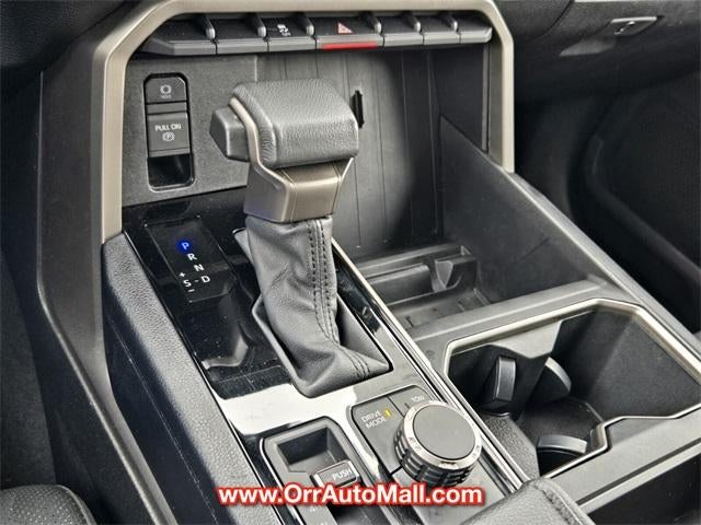 2024 Toyota Tundra 4WD 4WD SR5 CrewMax 5.5' Bed (SE)