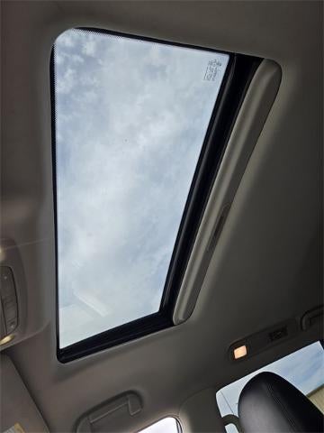 2023 Nissan Armada 4x2 SL