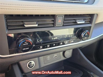 2023 Nissan Rogue FWD SV