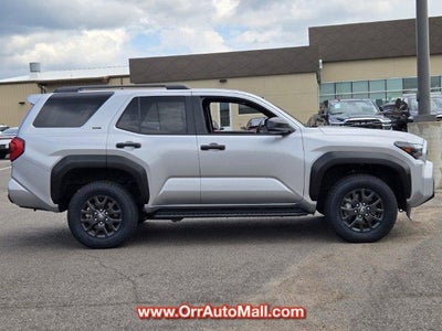 2025 Toyota 4Runner SR5 4WD (GS)