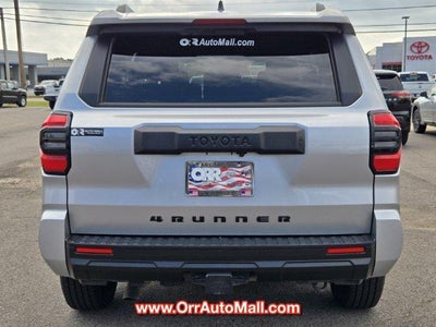 2025 Toyota 4Runner SR5 4WD (GS)