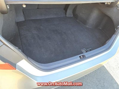 2018 Toyota Camry SE Auto (SE)