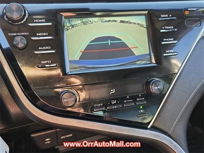 2018 Toyota Camry SE Auto (SE)